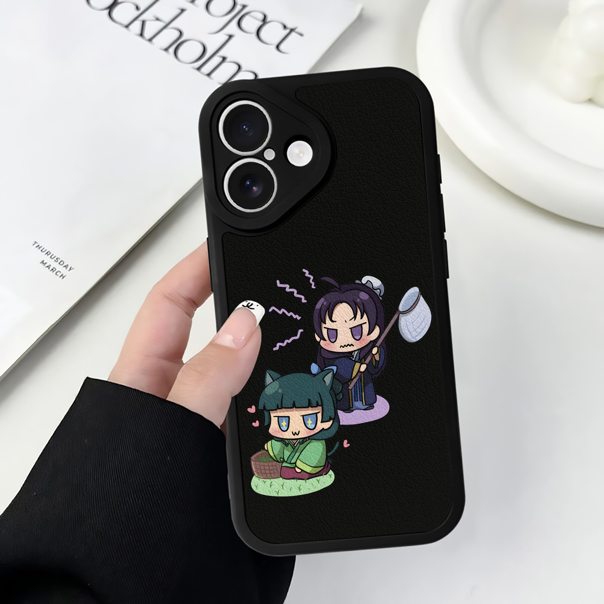 （画像用） 薬屋のひとりごと The Apothecary Diaries 【iPhone 16シリーズ対応】シリコンスマホケース（レザー調） 材質：シリコン